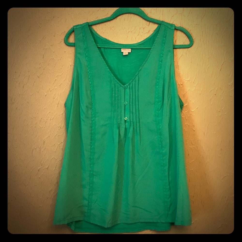 NWOT Green Tank Top